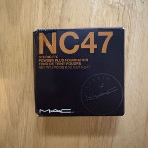 MAC Cosmetics Studio Fix Powder Plus Foundation NC47